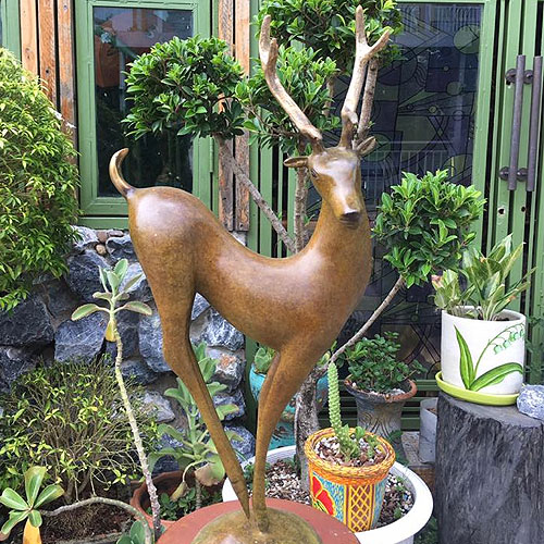 Animal รูปปั้นทองเหลือง